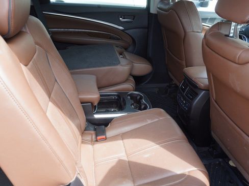 Used 2019 Acura MDX FWD w/ Advance Package image 11