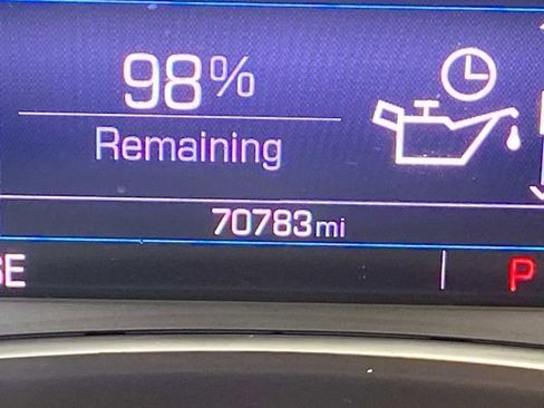 Used 2022 GMC Terrain SLE image 18