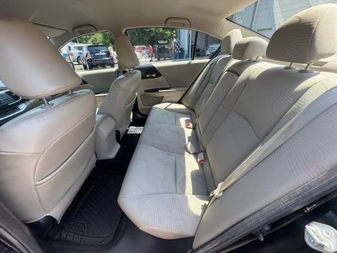 Used 2015 Honda Accord LX image 10