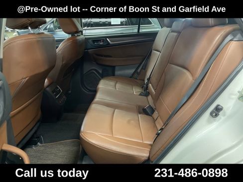 Used 2019 Subaru Outback 2.5i Touring AWD/4WD image 21