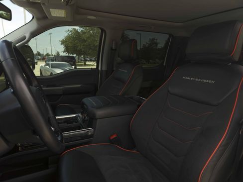 Used 2023 Ford F250 Lariat w/ Lariat Ultimate Package AWD/4WD image 22