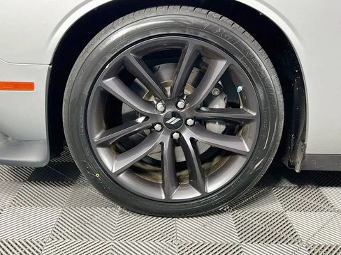 Used 2019 Dodge Challenger R/T Scat Pack RWD image 28