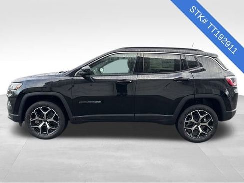 New 2026 Jeep Compass Limited image 4