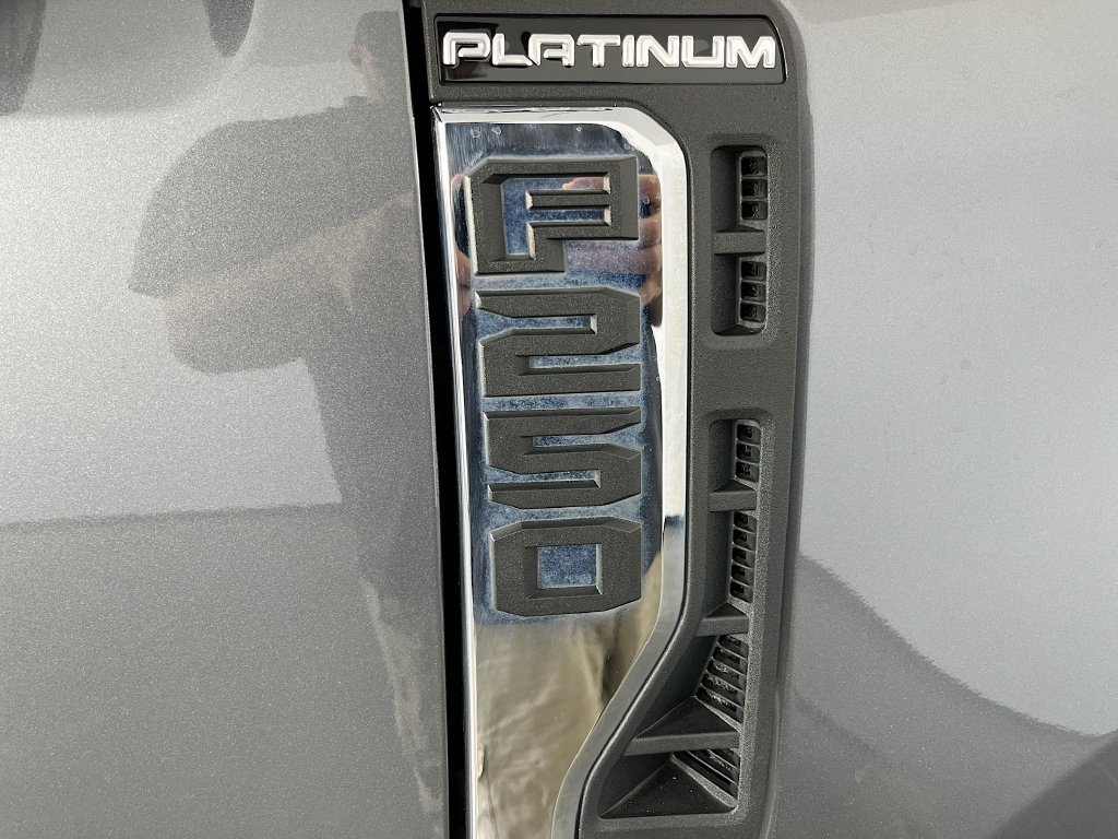 Used 2024 Ford F250 Platinum AWD/4WD image 42