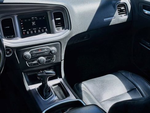 Used 2021 Dodge Charger SXT w/ Leather Interior Group RWD image 22