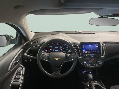 Used 2024 Chevrolet Malibu LT image 17