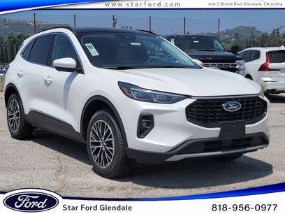 New 2024 Ford Escape SE w/ PHEV Premium Package