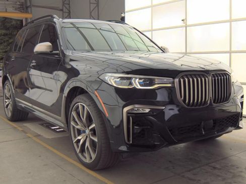 Used 2020 BMW X7 M50i AWD/4WD image 2