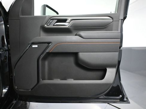 Used 2025 GMC Sierra 3500 AT4 image 54