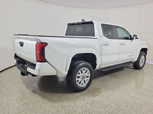 Used 2024 Toyota Tacoma SR5 RWD image 5