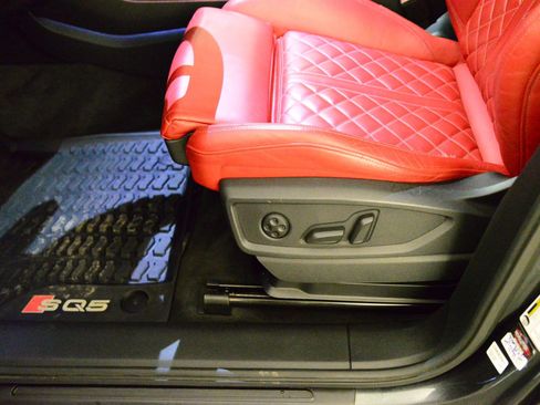 Certified 2023 Audi SQ5 Premium Plus w/ Premium Plus Package image 27