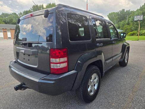 Used 2011 Jeep Liberty Sport w/ Popular Equipment Group AWD/4WD image 10