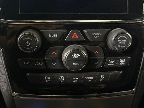 Used 2019 Jeep Grand Cherokee Altitude AWD/4WD image 26
