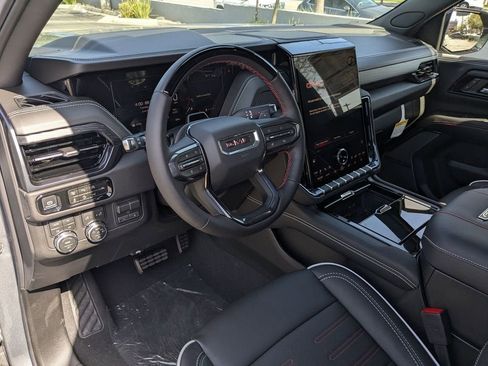 New 2026 GMC Yukon AT4 Ultimate AWD/4WD image 12