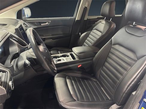 Used 2024 Ford Edge SEL w/ Convenience Package image 9