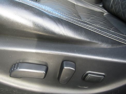 Used 2017 Nissan Maxima Platinum image 22