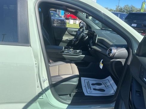 New 2026 Chevrolet Equinox LT w/ Convenience Package II image 31