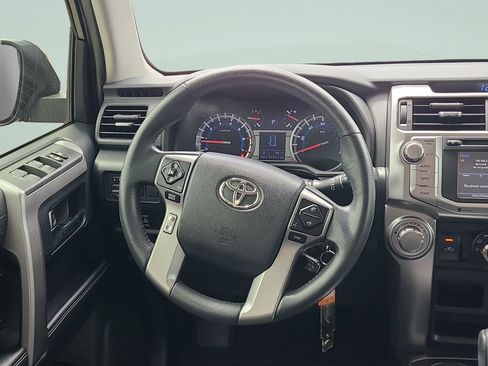 Used 2019 Toyota 4Runner SR5 image 15