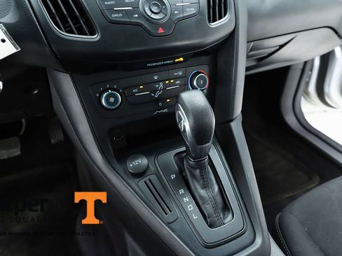 Used 2018 Ford Focus SE image 24