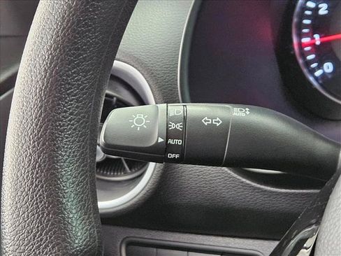 Used 2023 Kia Forte LXS w/ LXS Technology Package FWD image 23