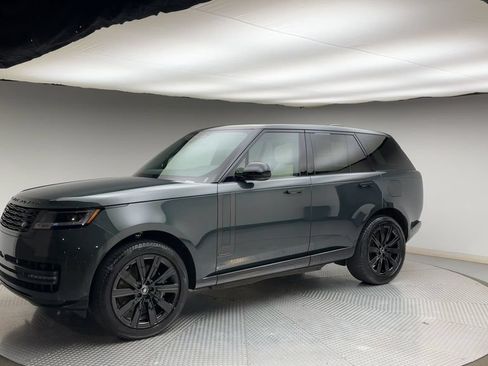Used 2025 Land Rover Range Rover Autobiography AWD/4WD image 6