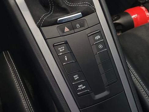 Used 2020 Porsche 718 Cayman GT4 image 24