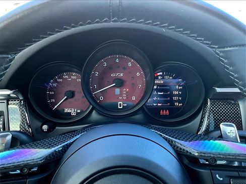 Used 2023 Porsche Macan GTS image 25