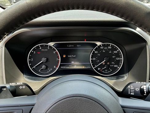 Used 2024 Nissan Rogue SV w/ SV Premium Package AWD/4WD image 15