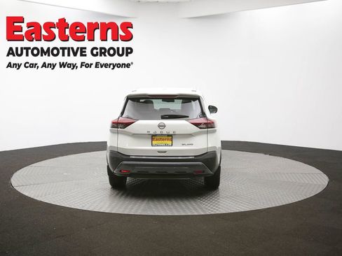 Used 2023 Nissan Rogue SL w/ SL Premium Package image 40