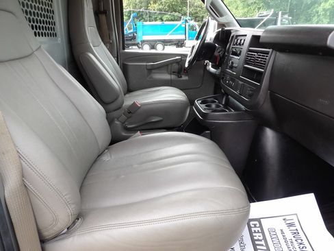 Used 2020 Chevrolet Express 2500 w/ Driver Convenience Package RWD image 35