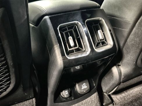 Used 2024 Kia Sorento SX Prestige image 29