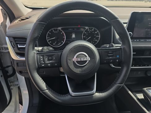 Certified 2023 Nissan Rogue SV w/ SV Premium B Package AWD/4WD image 15