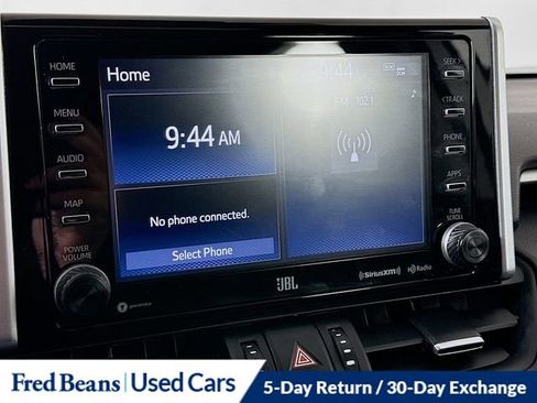 Used 2021 Toyota RAV4 XLE Premium image 15