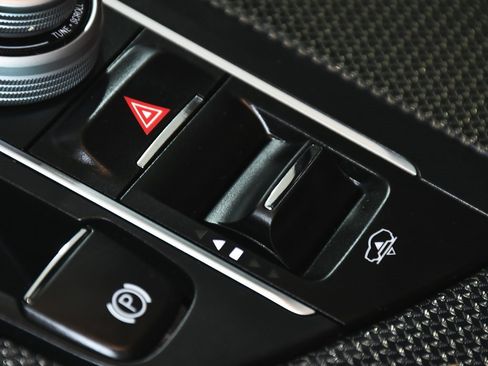 Used 2022 Maserati Levante Modena image 43