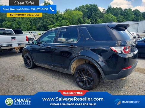 Used 2017 Land Rover Discovery Sport SE AWD/4WD image 3
