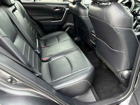 Certified 2021 Toyota RAV4 XLE Premium AWD/4WD image 12