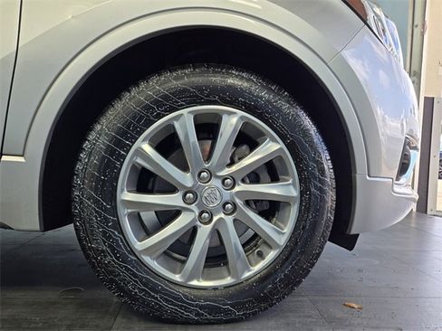 Used 2019 Buick Envision Essence image 19