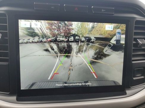 Certified 2022 Ford F150 XLT w/ Equipment Group 302A High image 32