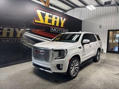 Used 2021 GMC Yukon Denali w/ Denali Premium Package AWD/4WD image 1