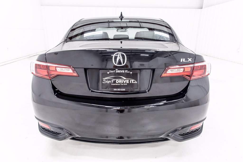 Used 2017 Acura ILX w/ AcuraWatch Plus Package FWD image 6
