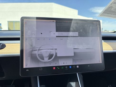Used 2020 Tesla Model 3 RWD image 22