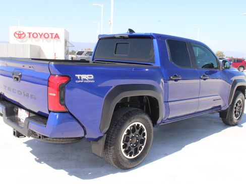 Certified 2024 Toyota Tacoma TRD Off-Road w/ TRD Off Road Premium Package AWD/4WD image 3