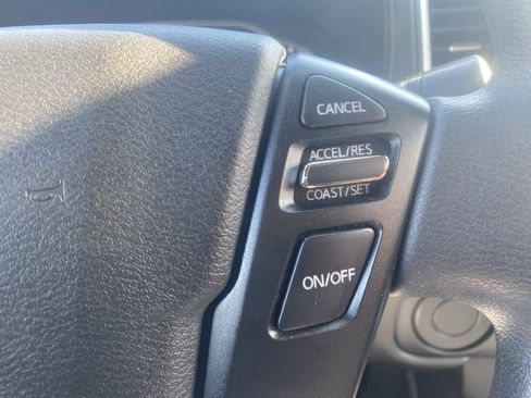 Used 2022 Nissan Frontier SV image 18