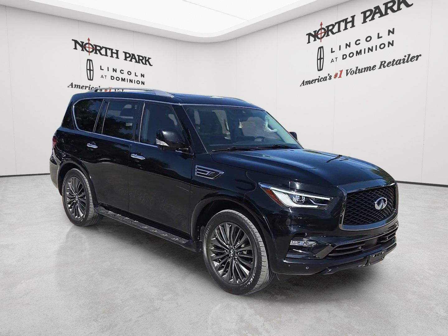 Used 2023 INFINITI QX80 Premium Select w/ Cargo Package RWD image 7