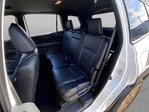 Used 2022 Honda Passport EX-L image 21