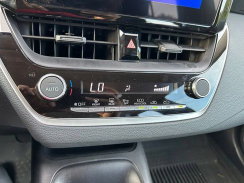 Certified 2025 Toyota Corolla LE FWD image 25