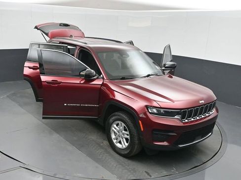 Used 2024 Jeep Grand Cherokee Laredo w/ Trailer Tow Package image 50