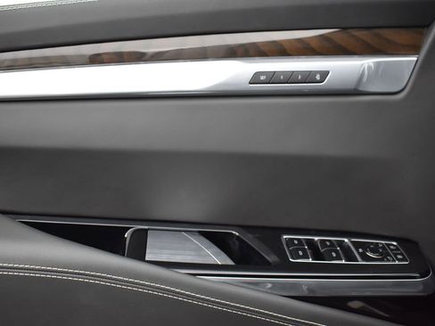 Certified 2025 Cadillac Escalade Sport Platinum image 10