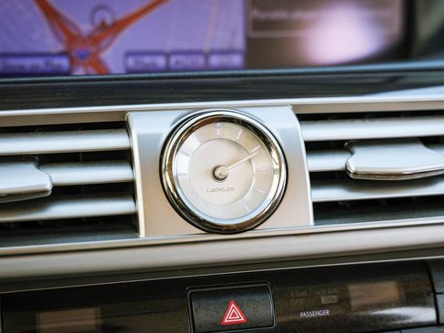 Used 2013 Lexus LS 460 w/ Comfort Pkg image 12