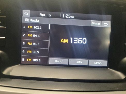 Used 2020 Kia Sorento LX FWD image 25